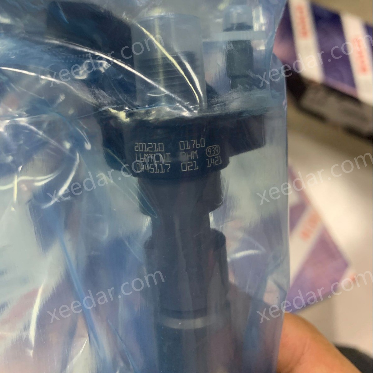 BOSCH Fuel Injector 0445117021